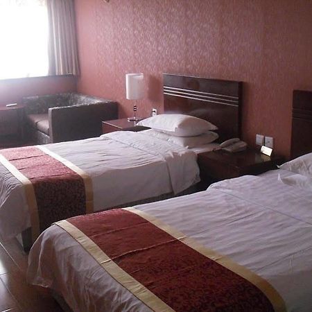 Chongqing Tianshun Hotel ภายนอก รูปภาพ