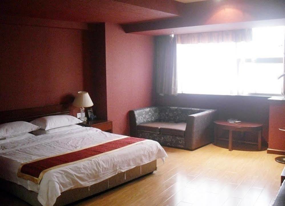 Chongqing Tianshun Hotel ภายนอก รูปภาพ